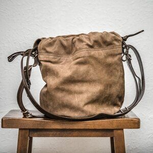 Rough & Tumble PF Small Train- Rustic Morel Leather